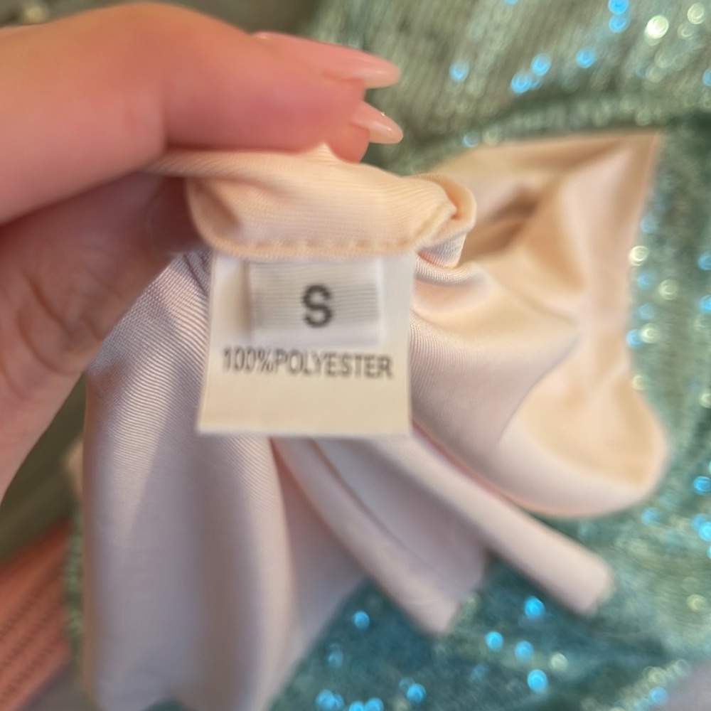 Gorgeous Green Sequin Halter Gown - Picture 12 of 12